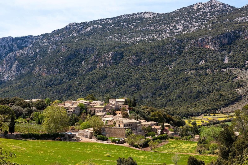 View of the village of Orient