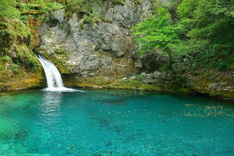 Blue Eye lake