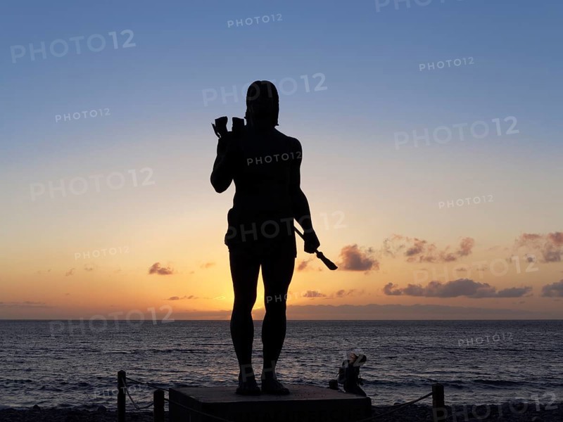 Bronze statue