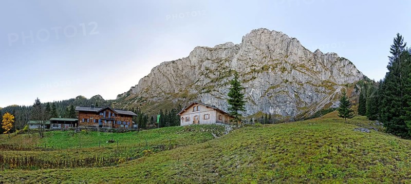 Benediktenwand ridge with Tutzinger hut Benediktbeuern