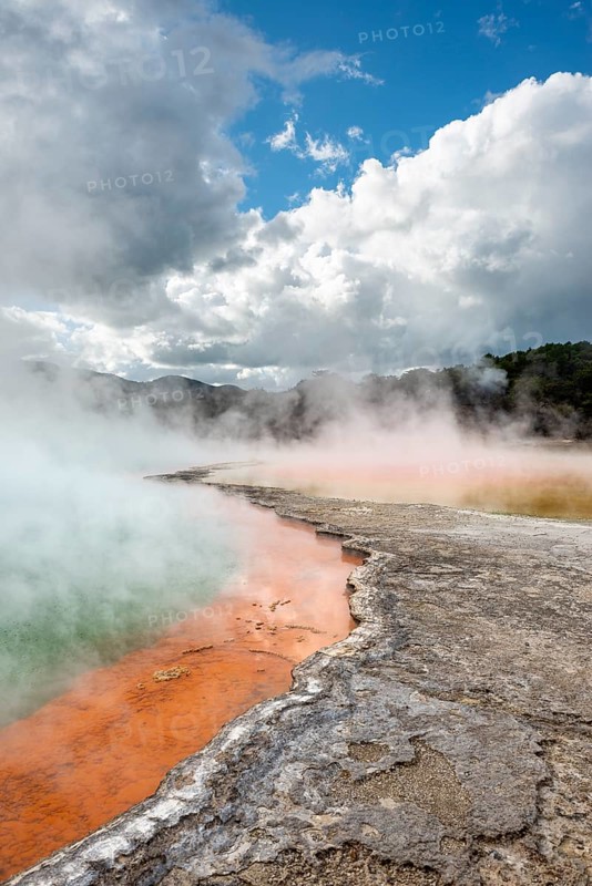 Champagne Pool