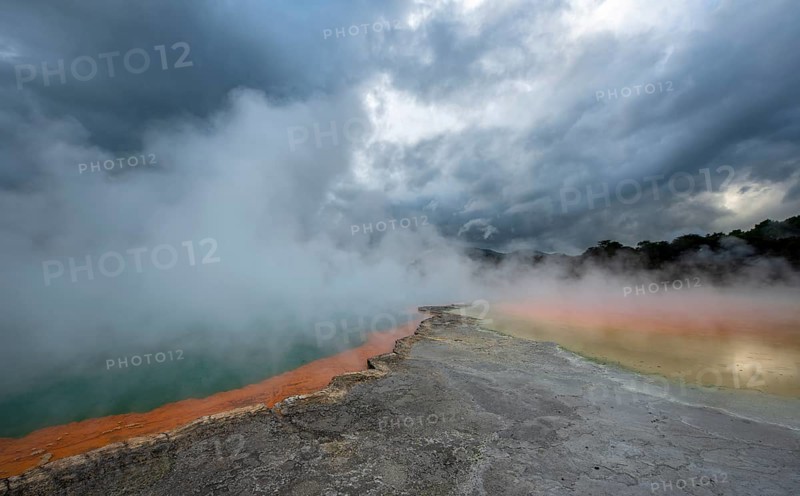 Champagne Pool