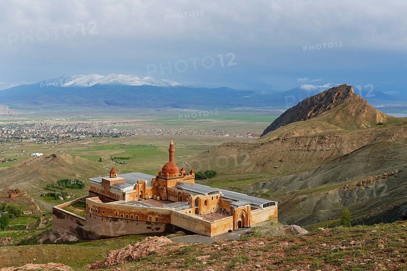 Ishak Pasha Palace