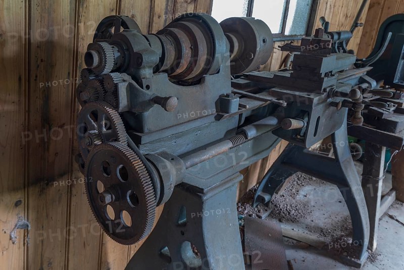 Historical lathe