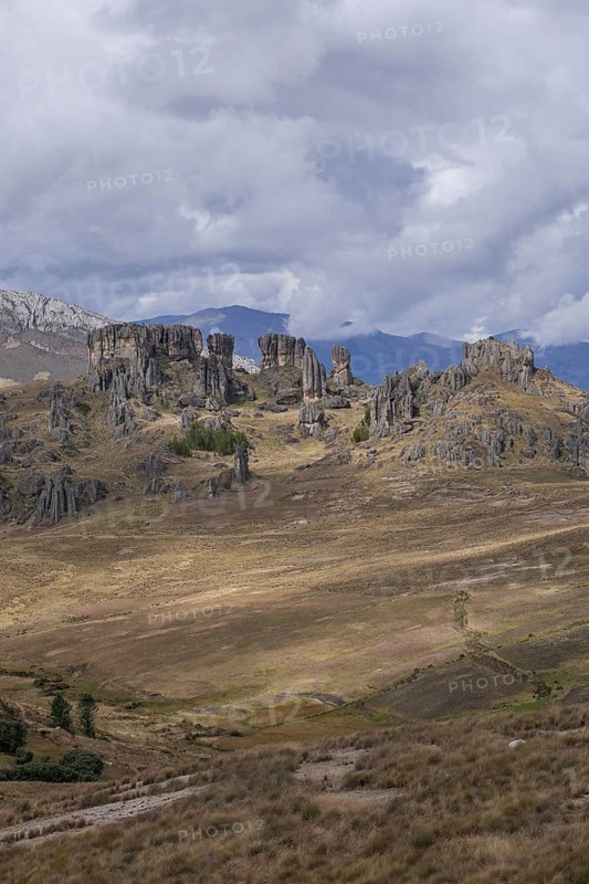 Cerro los Frailones o Cerro del Castillo rocks
