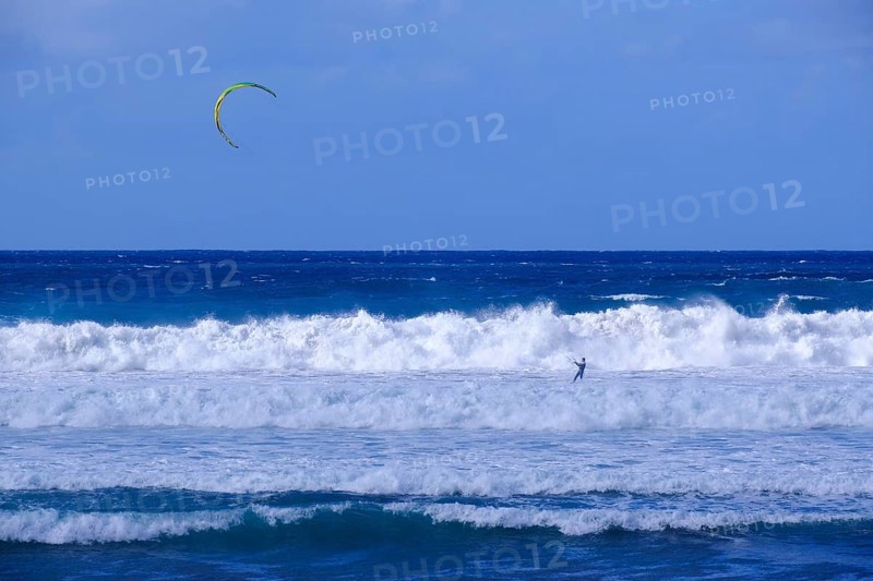 Kitesurfer