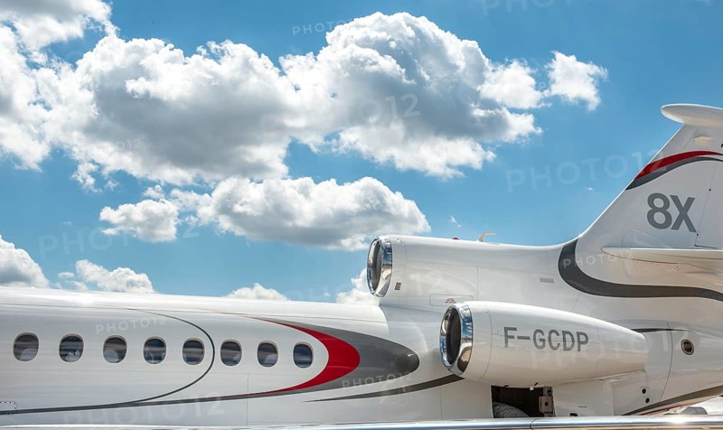 Turbines on the fuselage of a business jet