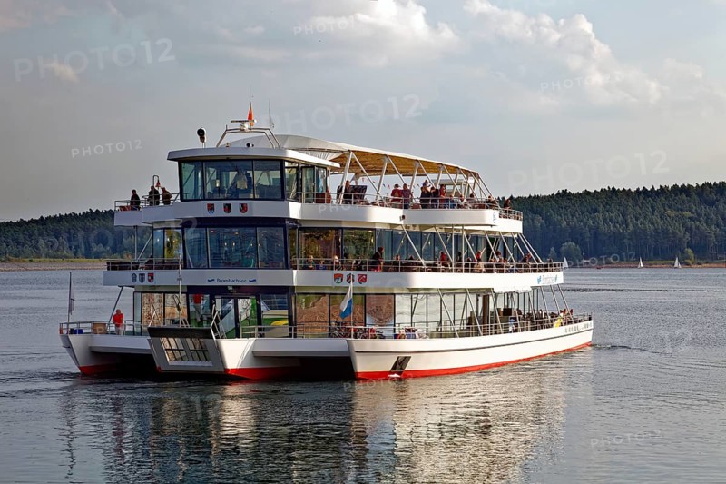 Passenger ship