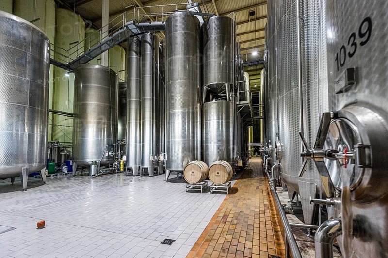Wine tanks