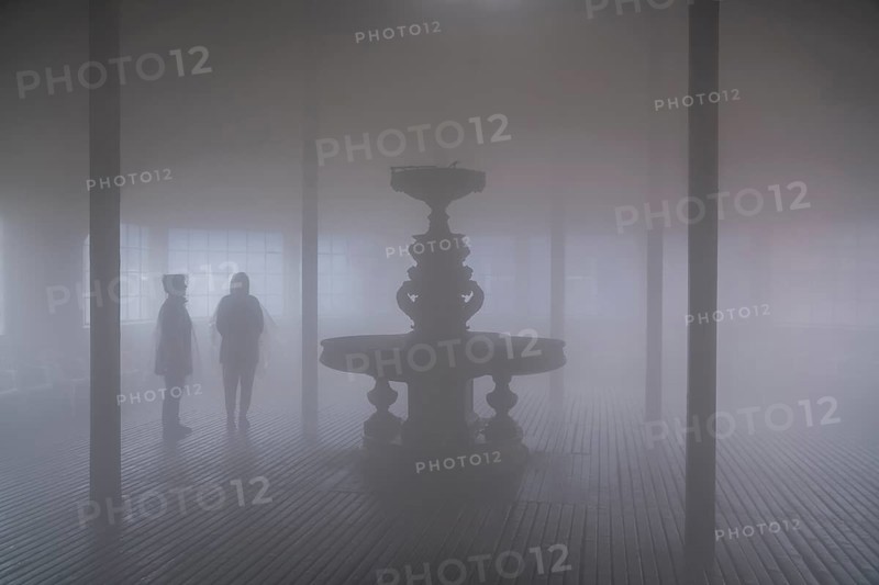 Brine fog in the breathing centre of the graduation house