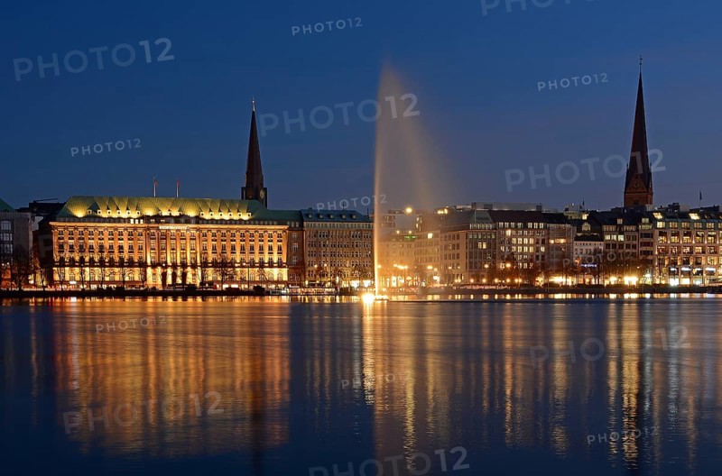 Inner Alster Lake with Alster fountain at the blue hour