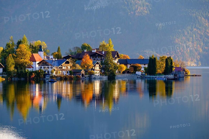 Village Walchensee and Lake Walchensee in the morning light