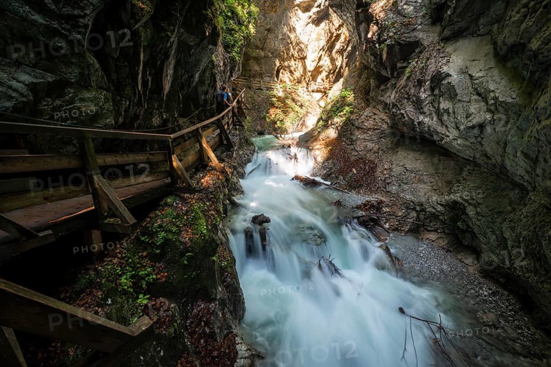 Narrow gorge