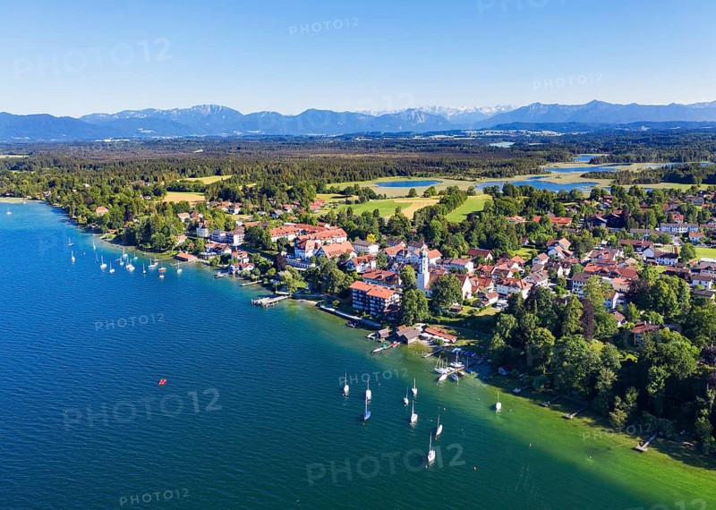Seeshaupt at Lake Starnberger See with Alpine chain