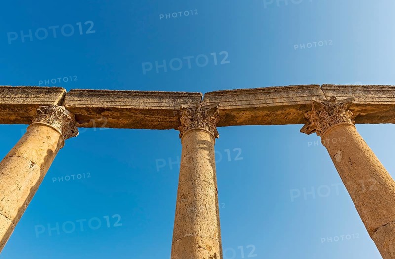 South Decumanus colonnade