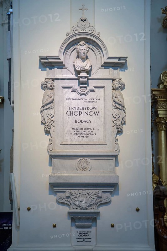 Heart of composer Frederic Chopins buried in a column