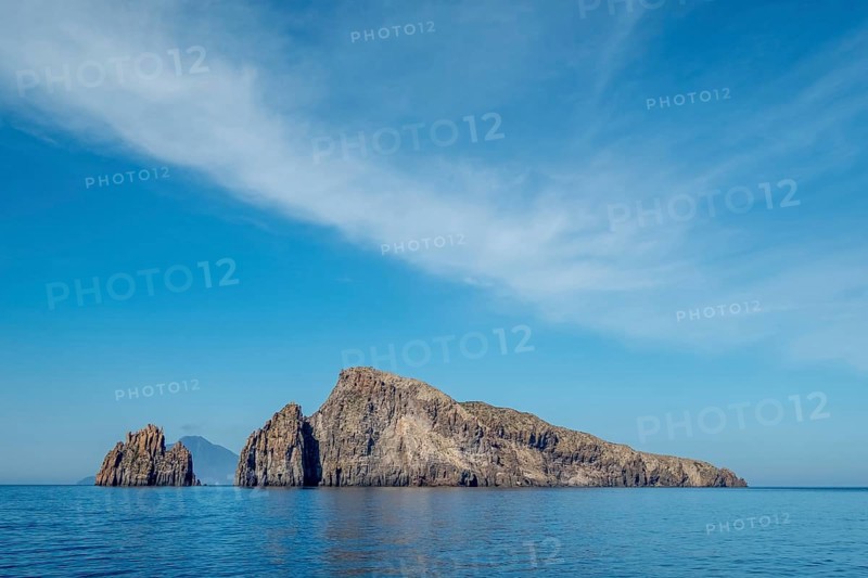 Isola di Basiluzzo with rock Scoglio Spinazzola