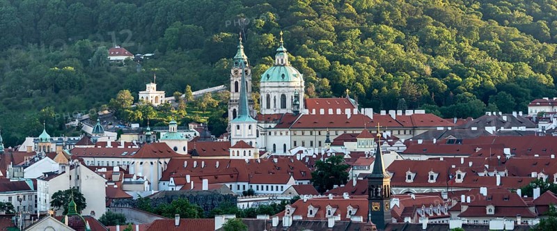 City view with view to St. Nicholas church