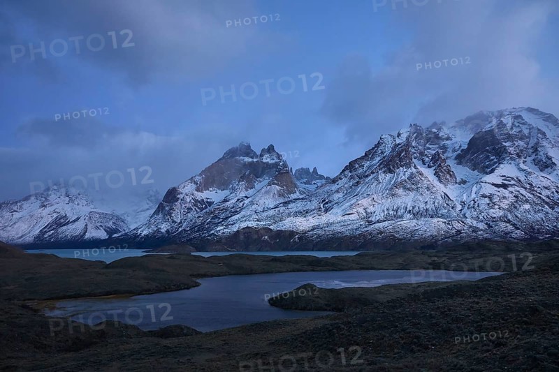 Cerro Almirante Nieto and Paine mountain range at dawn