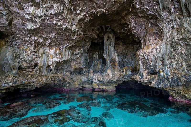 Avaiki rock tide pools