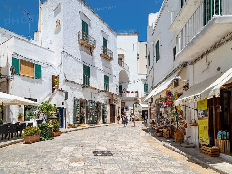 Shopping street through White Old Town