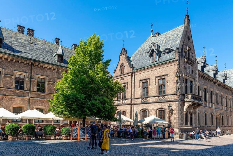 Lane with restaurant of Prague Castle