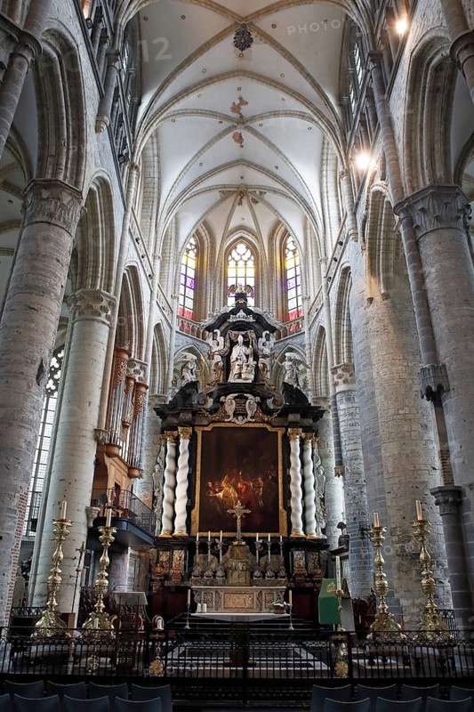 Altar room