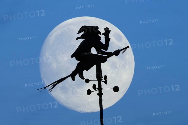 Witch as weather vane