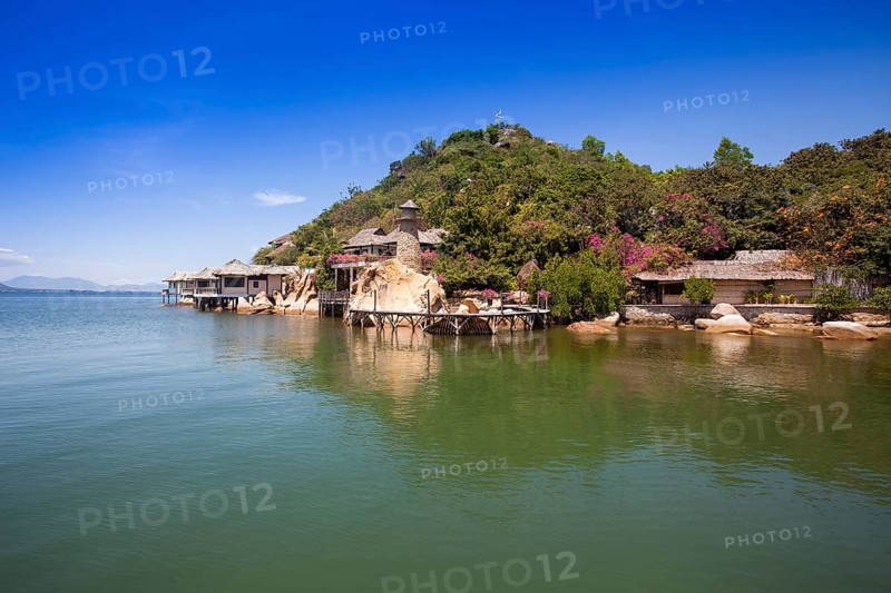 Small bungalow resort Ngoc Suong