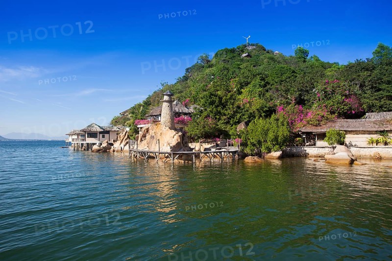 Small bungalow resort Ngoc Suong