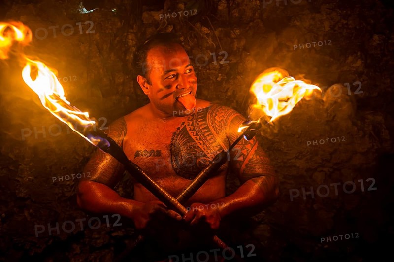 Local fire dancer in the Matavai Resort