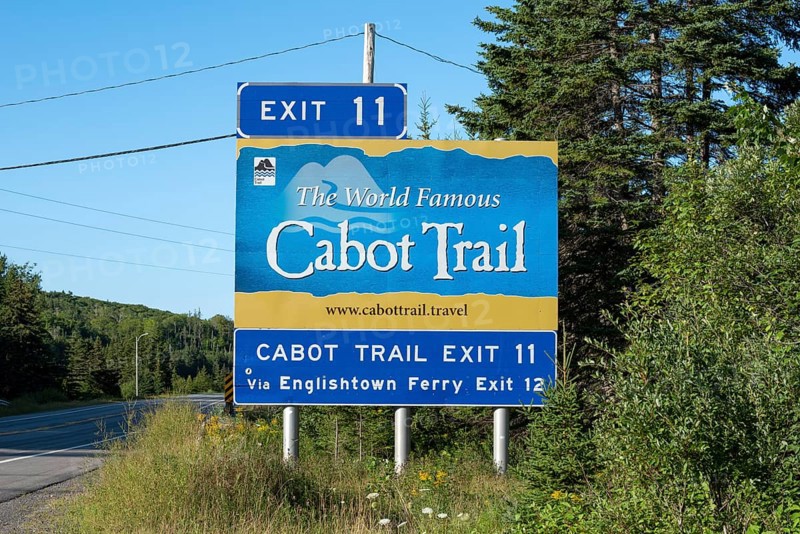 Signpost for the 300km long panoramic road Cabot Trail