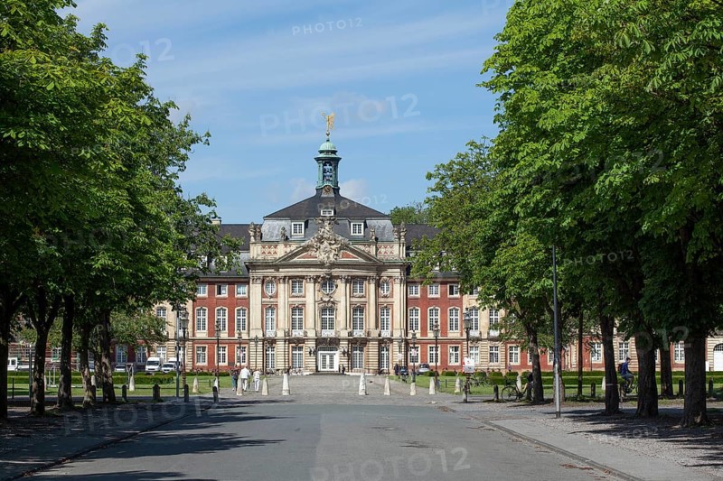Prince Bishop's Palace with Westphalian Wilhelm University