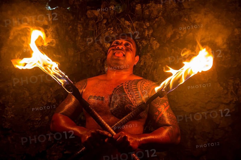 Local fire dancer in the Matavai Resort