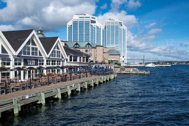 Shore promenade