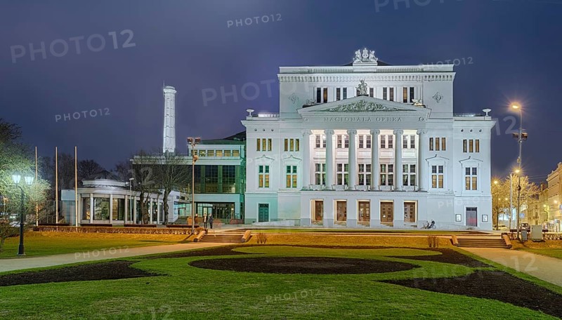 Opera by night