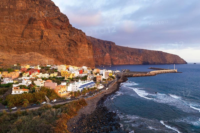 Vueltas with harbour