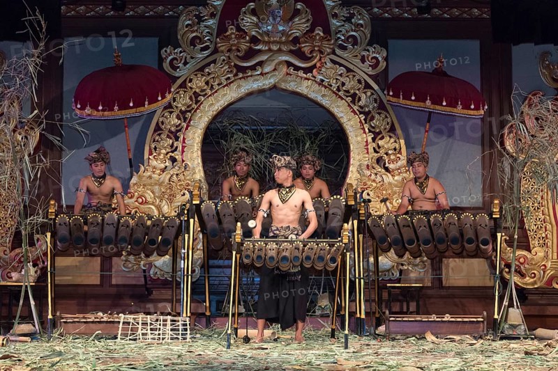 Karawitan by Sana Sini group from Pergung village