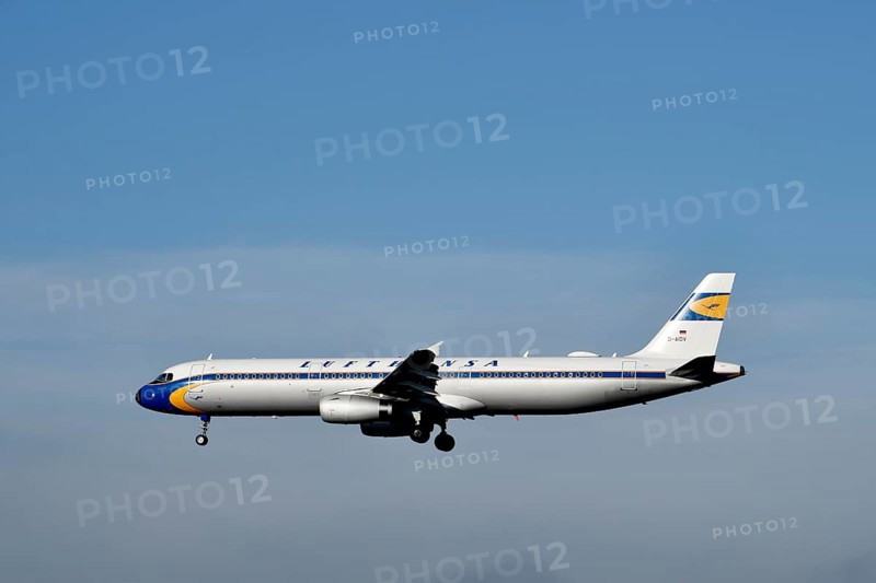 Lufthansa A321-321 Retro Livery