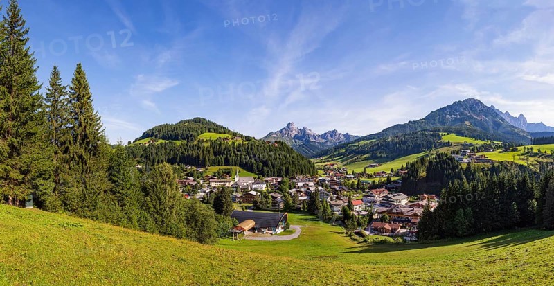Filzmoos with mountain peak Bischofsmuetze