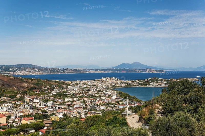 Kap Miseno mit Lago Miseno