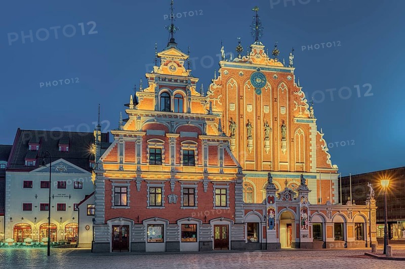 Illuminated House of the Blackheads at night