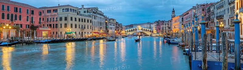 Grand Canal with Rialto Bridge and gondolas