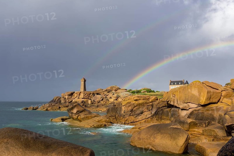 Phare de Men Ruz and Villa of Gustave Eiffel with double rainbow