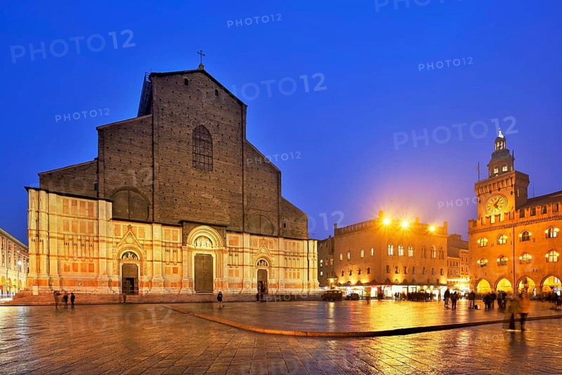 Basilica di San Petronio right tower
