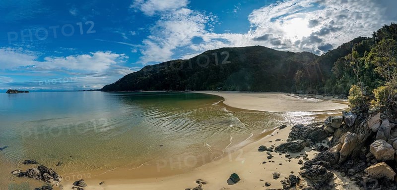 Sandy beach beach of Stillwell Bay