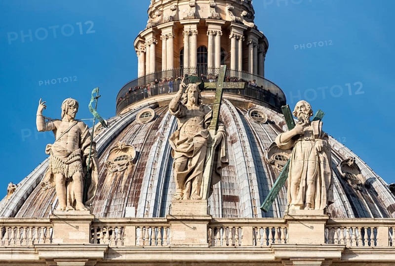 Statues of saints John the Baptist