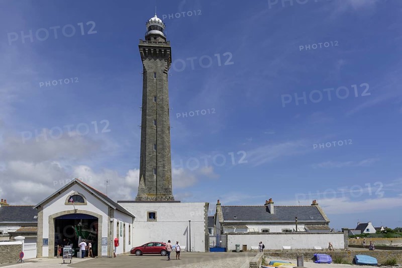 Hangar of the lifeboat Papa Poydenot and Phare d'Eckmuehl