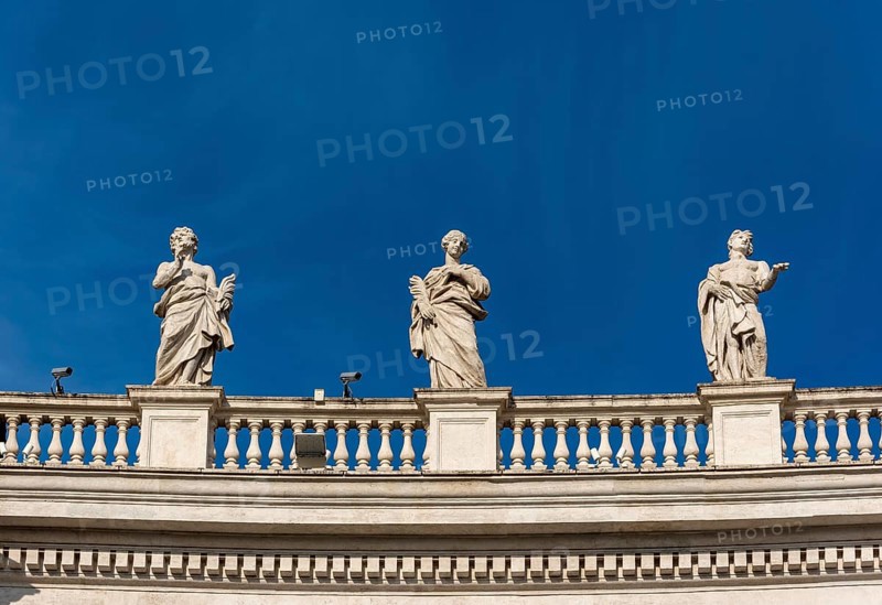 Statues of St Pontian