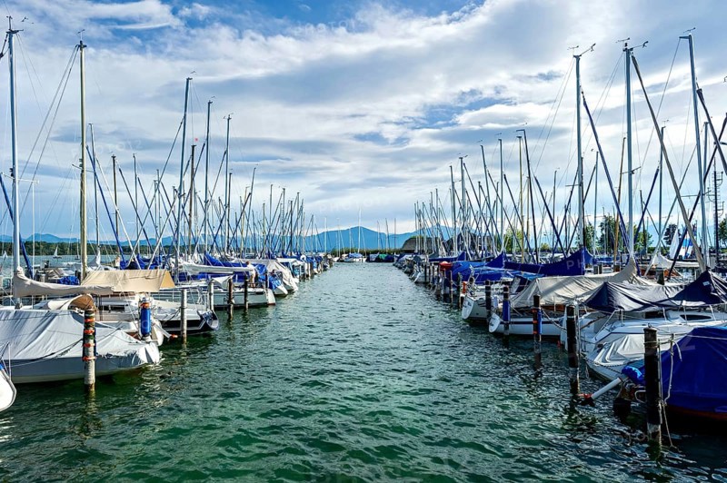 Sailboats in the marina Seebruck